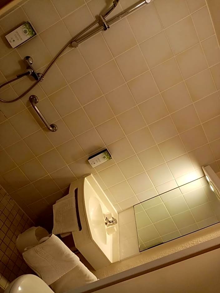 Kyriad Chantilly Hotel