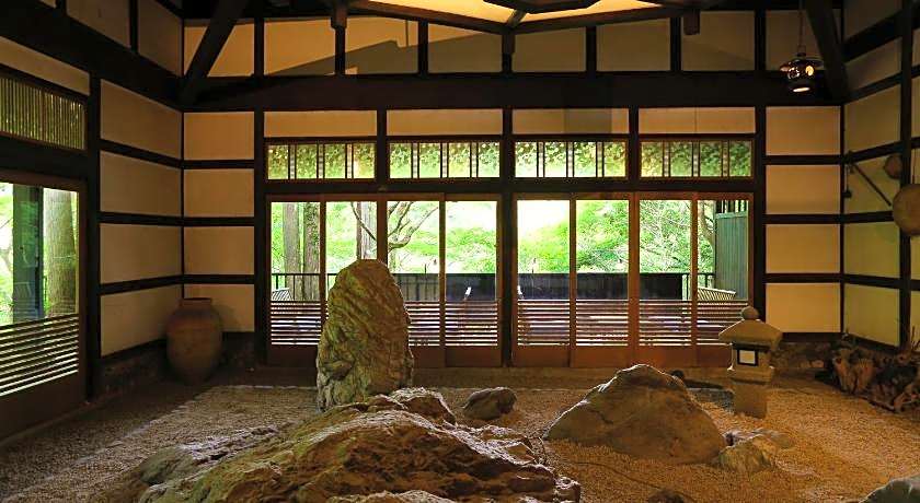 Momijiya Bekkan Kawa No Iori Ryokan