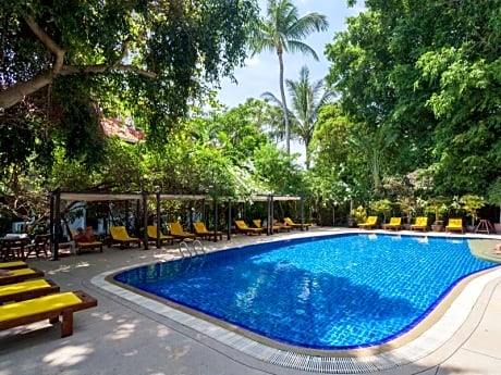 Tropica Bungalow Hotel