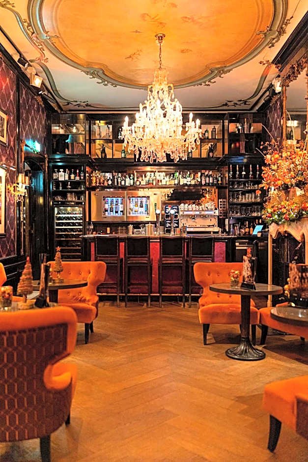 The Pavilions Amsterdam, The Toren