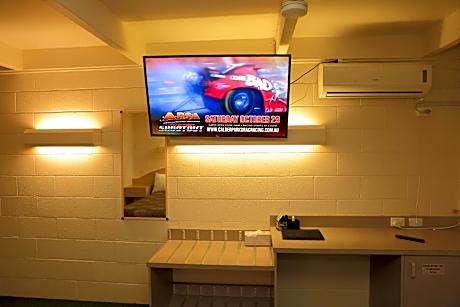 Spa Room - Non Pet Friendly