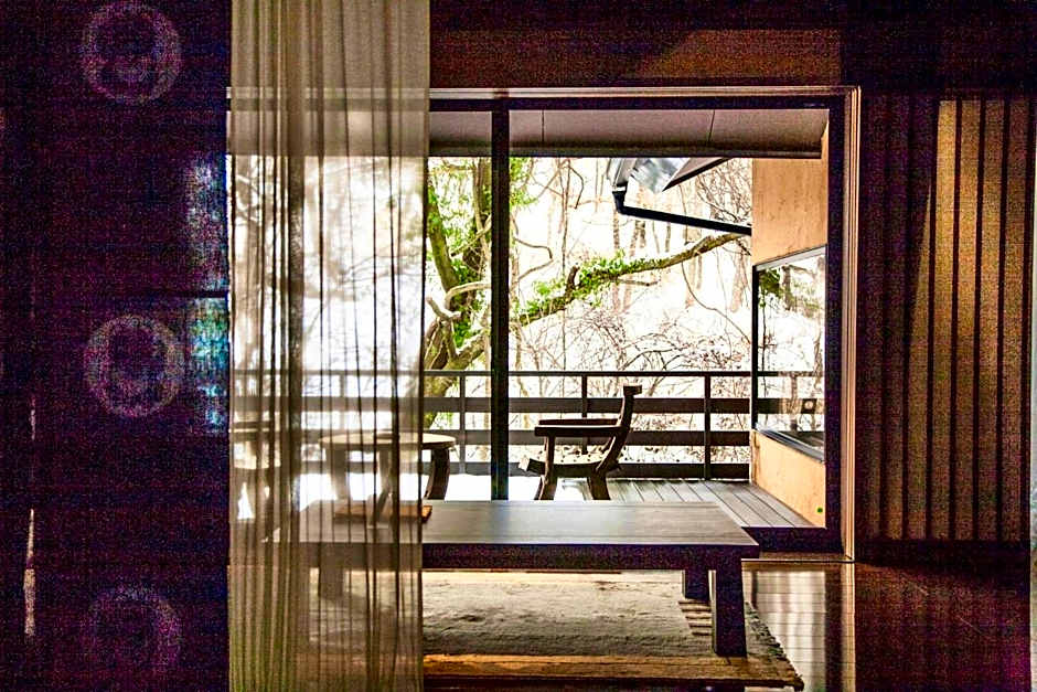 Satonoyu Waraku 13 years or older