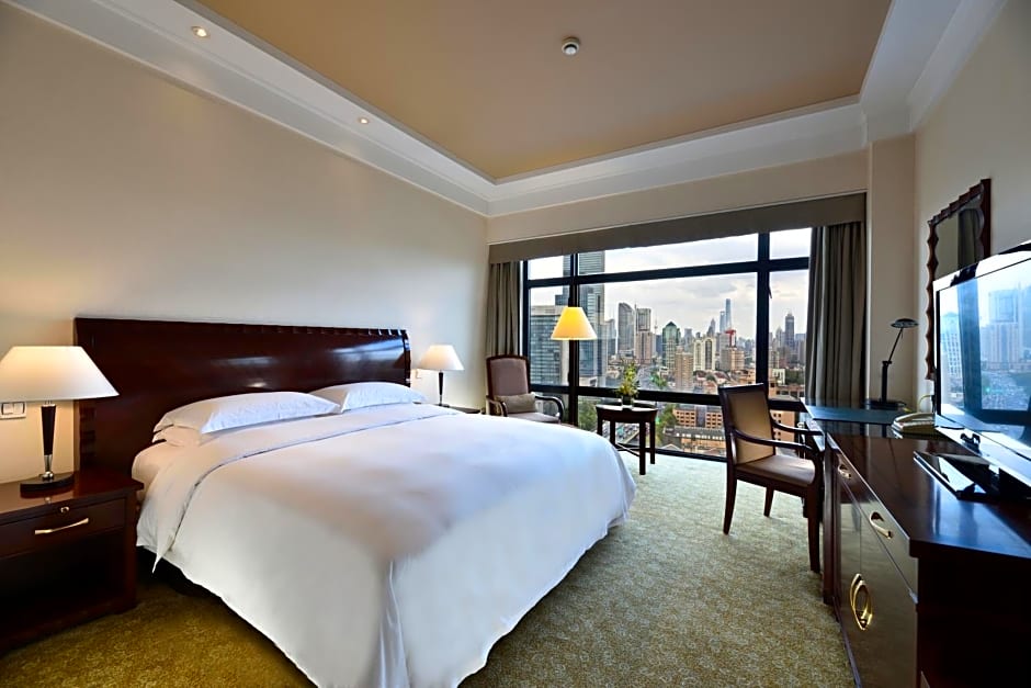 Photo 1 of 3 of 2 Free Lunch/Dinner Set - Deluxe Room