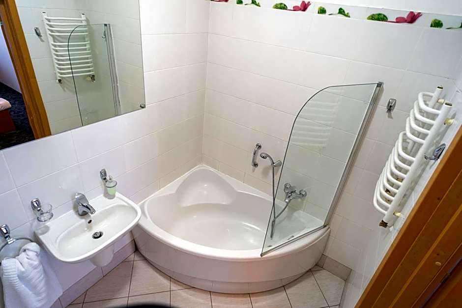 Hotel SANVIT RESTAURACJA & SPA