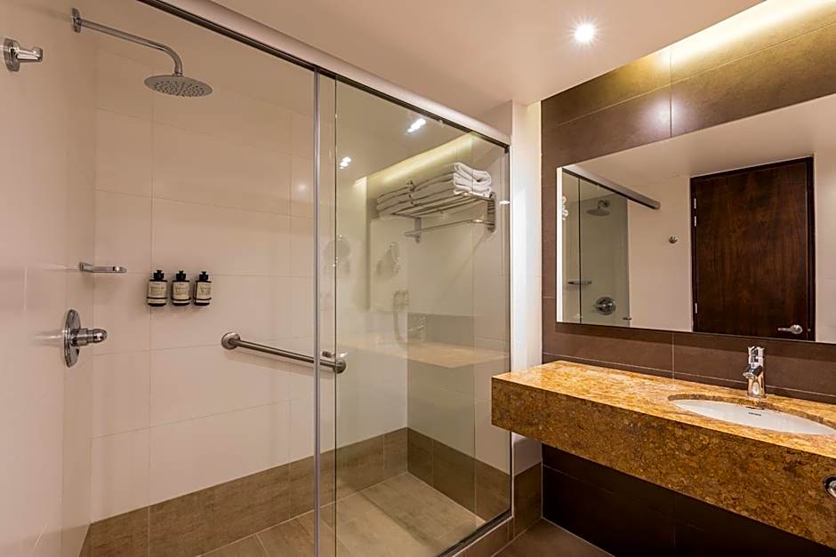 Hotel Estelar Milla De Oro