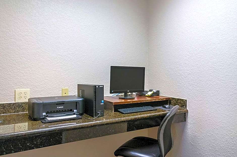 Quality Inn & Suites Slidell