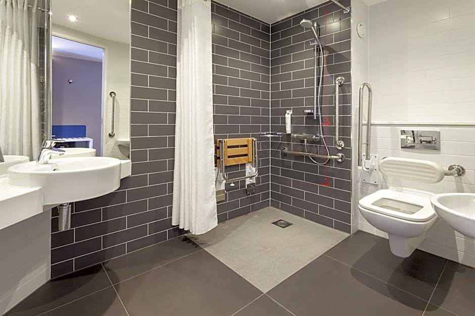 Holiday Inn Express St. Albans - M25 Jct.22 By IHG