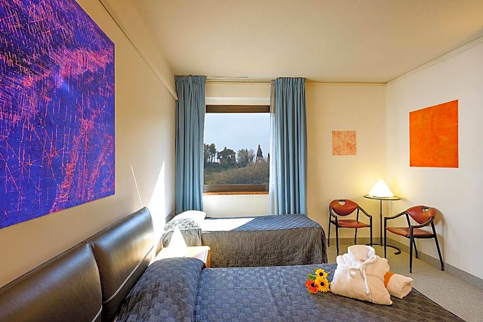 Albornoz Palace Hotel