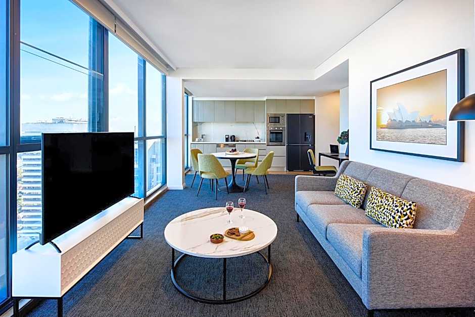 Meriton Suites North Sydney