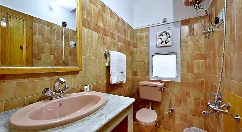 Hotel Chaman Palace