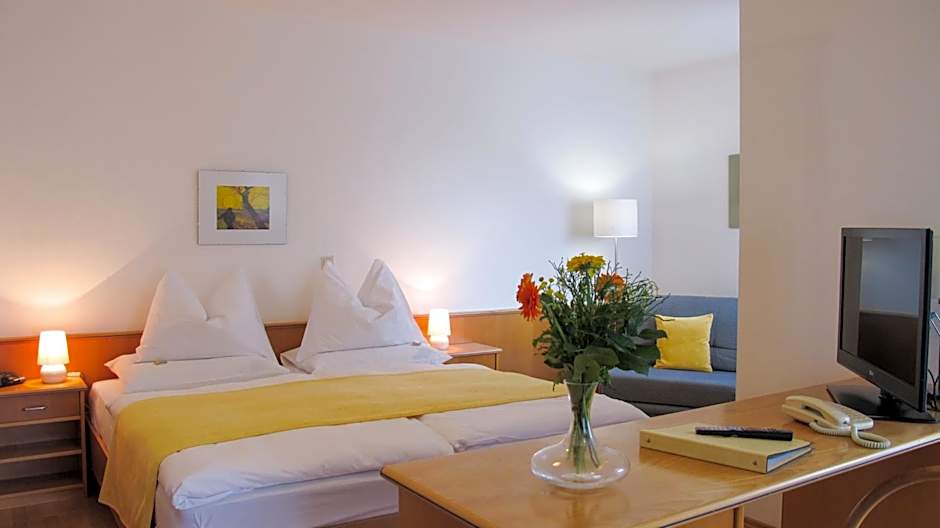 Am Spiegeln dialog.hotel.wien