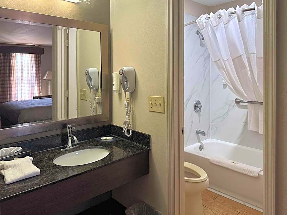 Quality Inn Lagrange East I-85