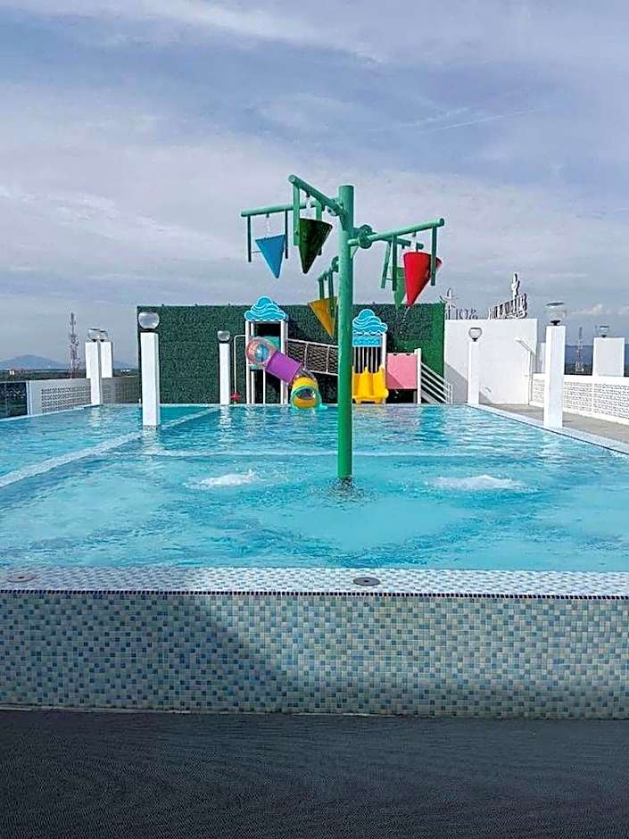 Sri Indar Hotel & Suites