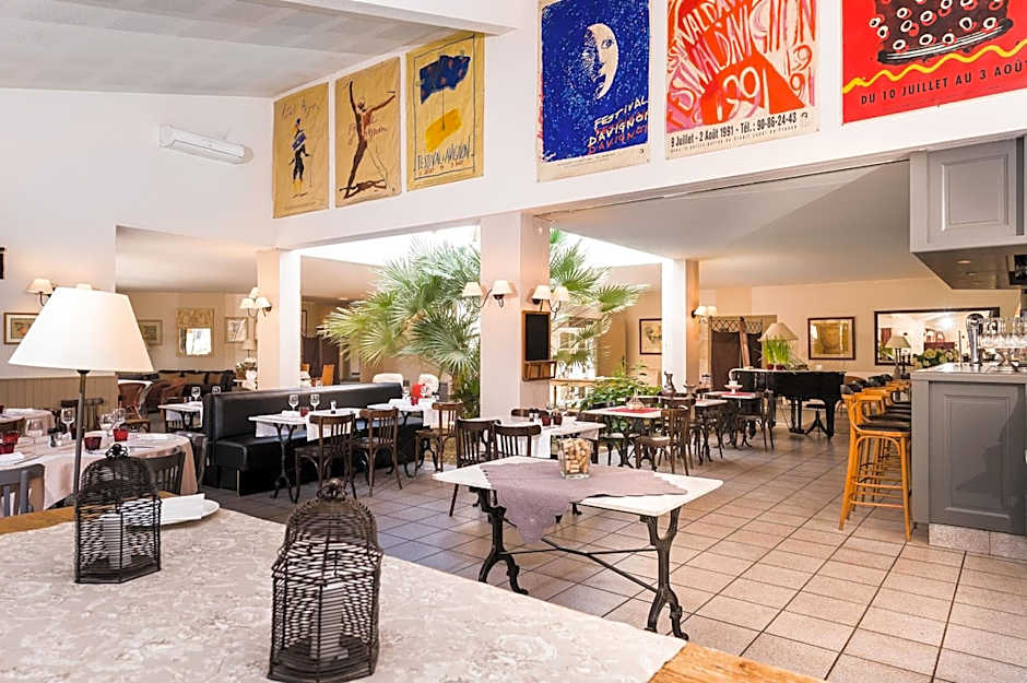 Golden Tulip Avignon Le Paradou