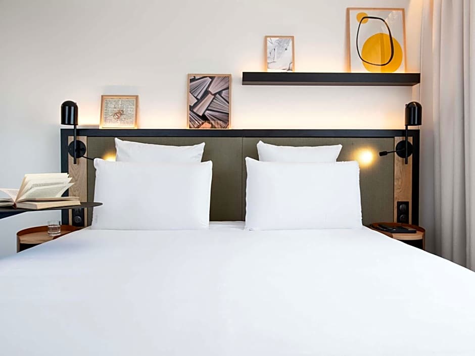 Mercure Paris Bercy Bibliotheque