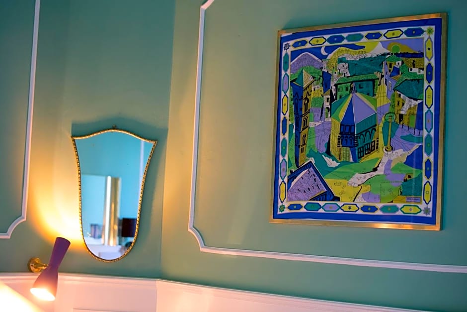 AdAstra Suites