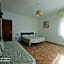 Bed & Breakfast Fontanarossa Airport -Private Parking-