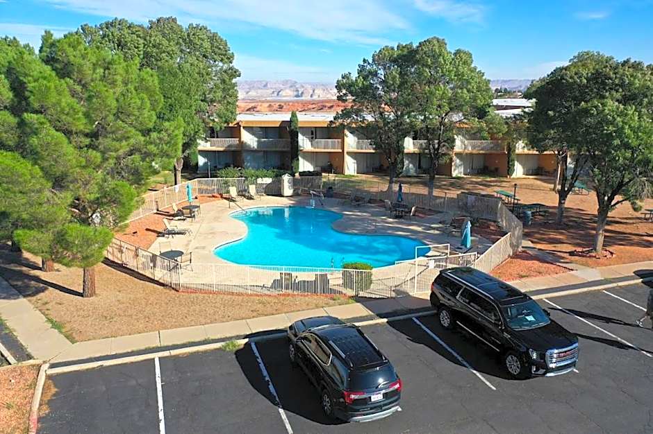 QUALITY INN VIEW OF LAKE POWELL - PAGE