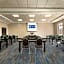 Holiday Inn Express Hotel & Suites Norfolk Airport