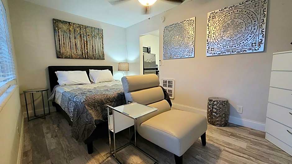BEACHWAY INN