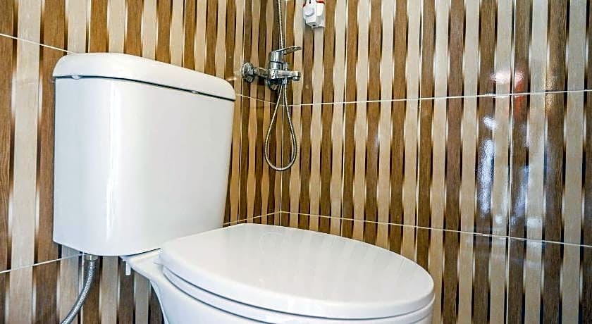 Urbanview Hotel near Alun Alun Tegal