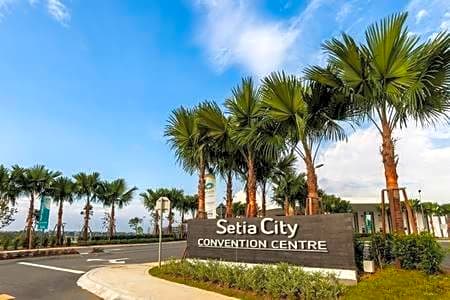 Trefoil Setia Alam- Simple No 5- Near Setia City Mall & Convention Centre