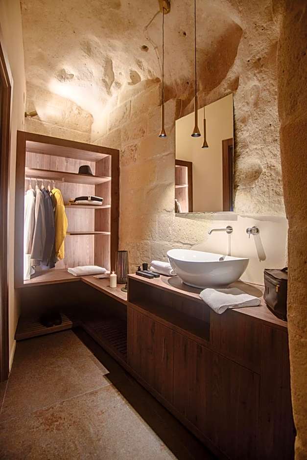 Le Malve Cave Retreat