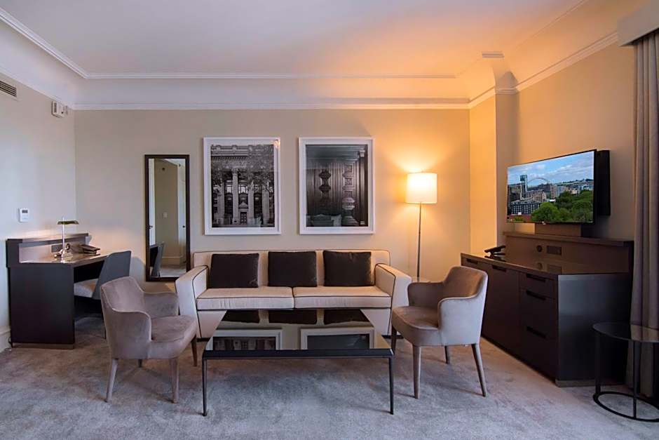 The Benson Portland, Curio Collection by Hilton