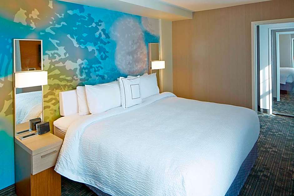 Courtyard by Marriott Lake George