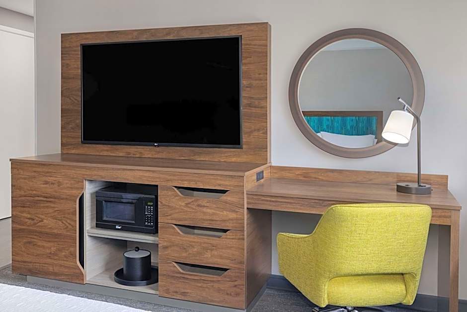 Hampton Inn & Suites by Hilton Toronto Downtown