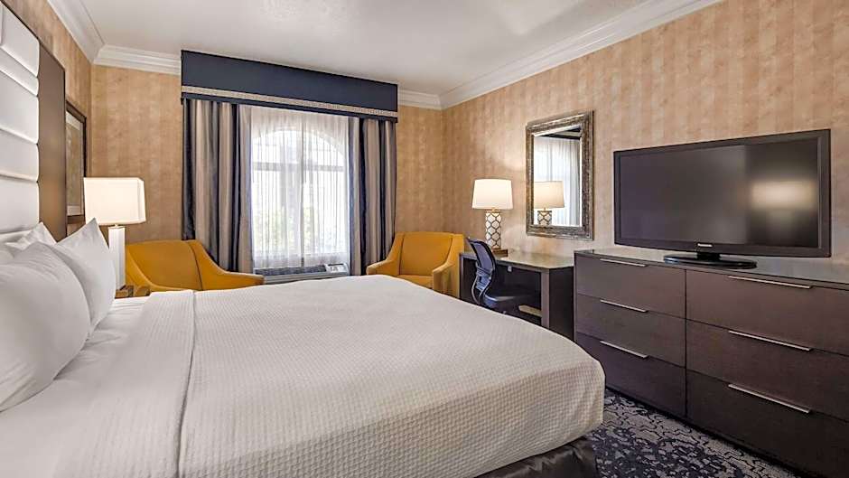 Best Western Plus Abbey Inn