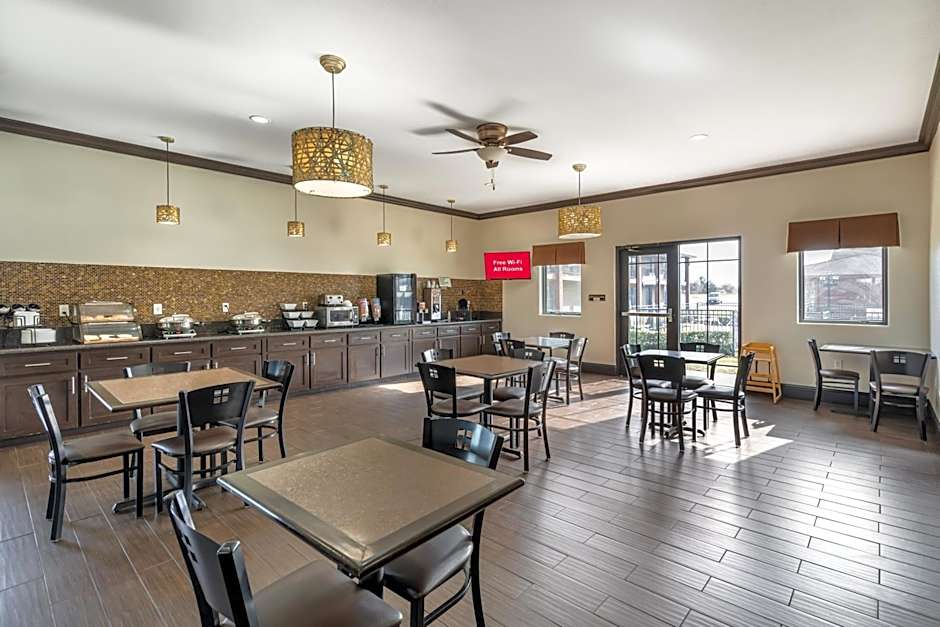 Red Roof Inn & Suites Sulphur Springs