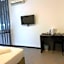 THE DAILY HOTEL