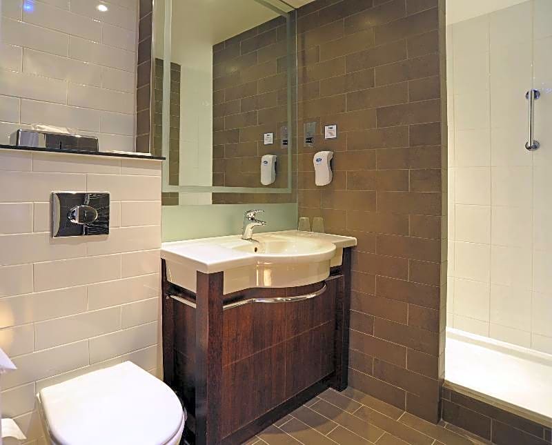 Holiday Inn Express Crewe