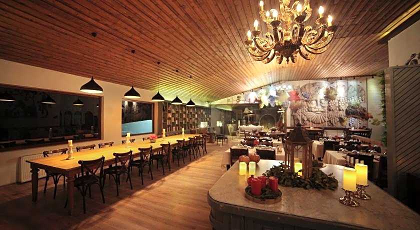 Vinifera Hotel Yedibilgeler Vineyards