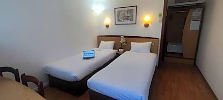 Twin Room - 2 Single beds