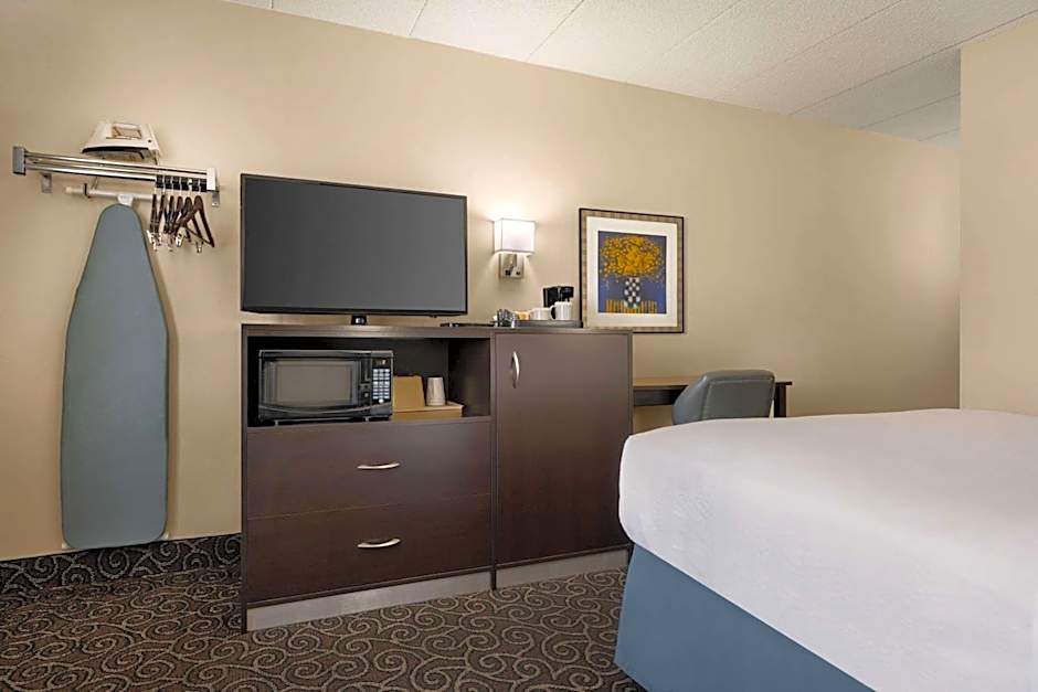 Days Inn by Wyndham Fort Collins