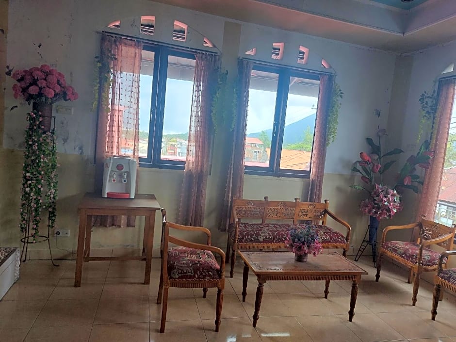 Hotel O Panorama House Near Lokon Camping Ground