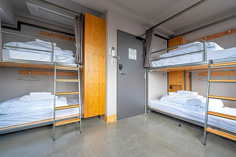 Wise Owl Hostels Kyoto