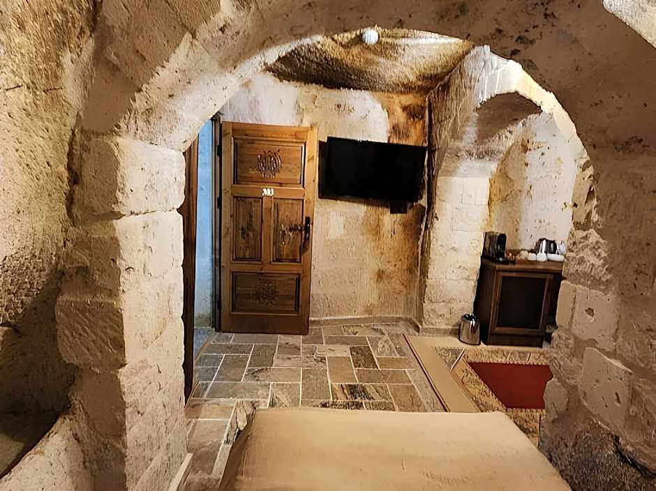 Noah's Ark Cave Hotel