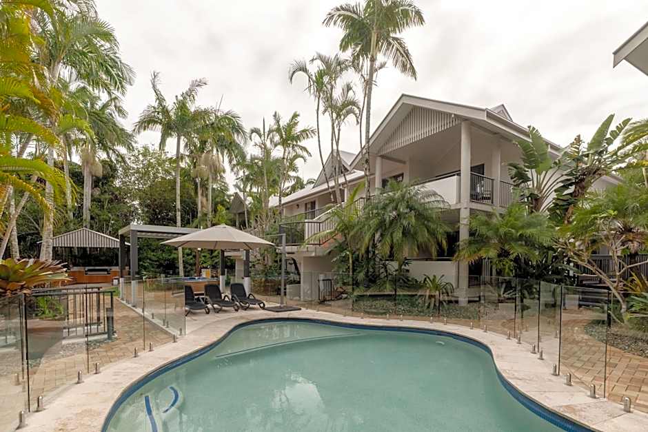 Outrigger Bay Apartments