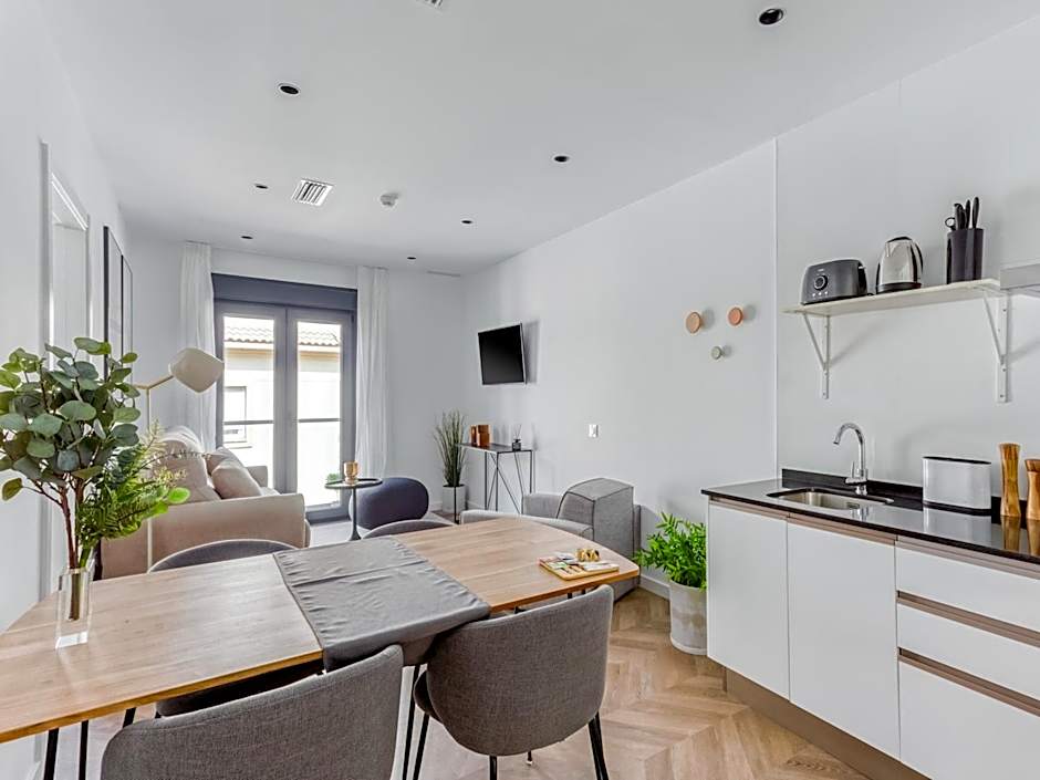 Limehome Málaga Calle Ancha del Carmen - Digital Access