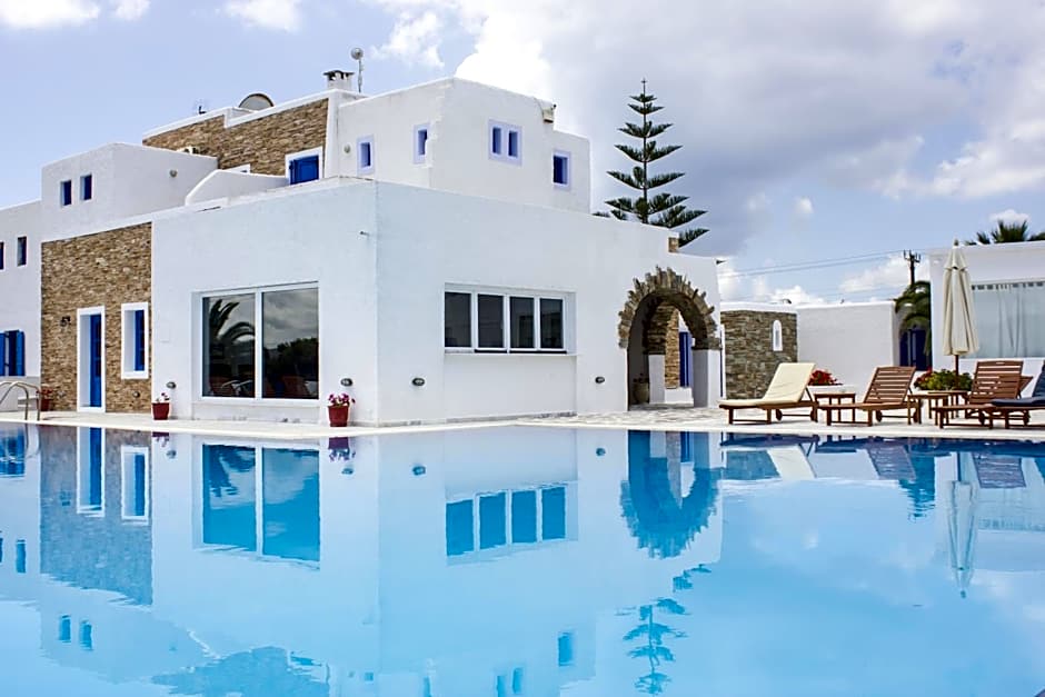 Naxos Holidays