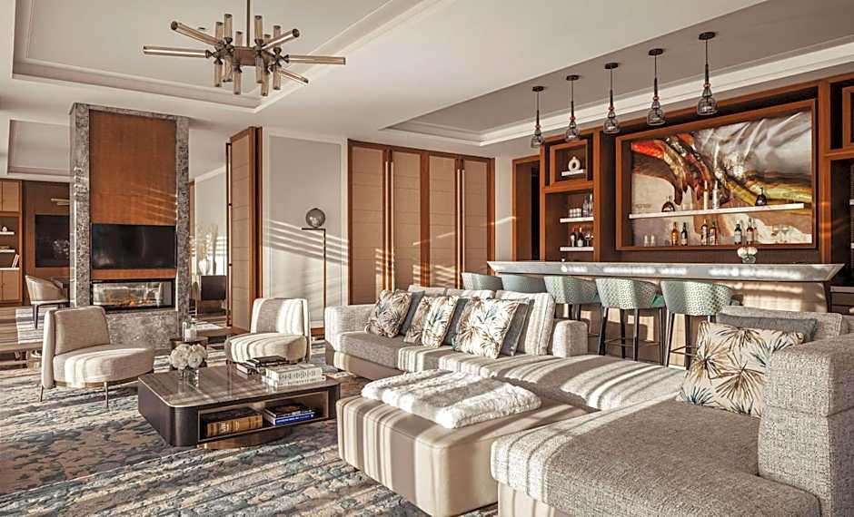 Photo 1 of 11 of Suite