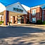 HomeTowne Studios by Red Roof East Lansing - Okemos