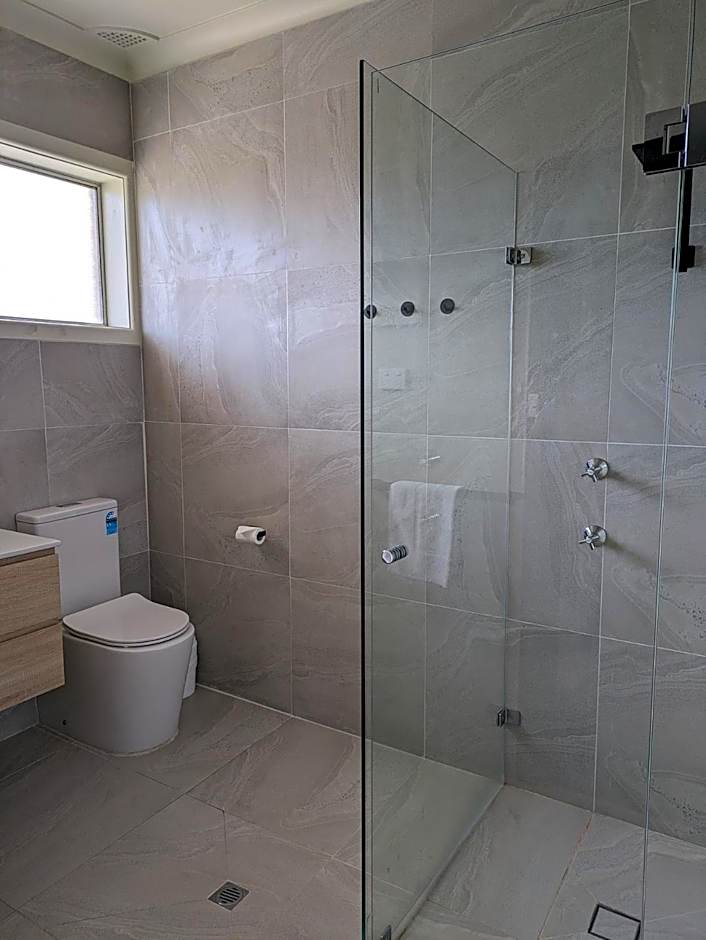 Country Lodge Motor Inn