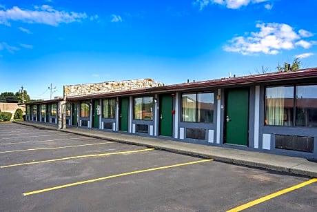 Rodeway Inn & Suites Liverpool