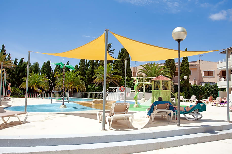 APARTAMENTOS CLUB SA COMA