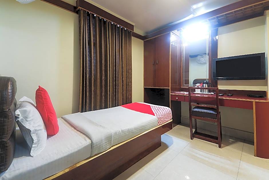 Hotel President by OYO Rooms – Guwahati, TX