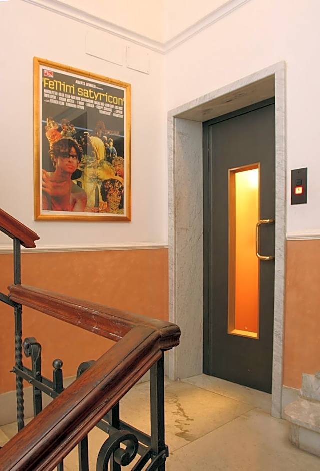 Hotel Fellini